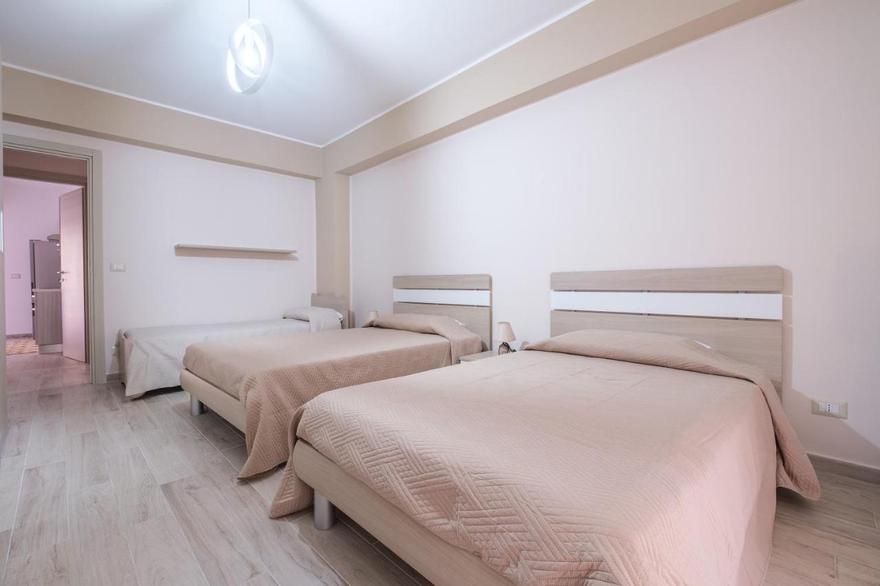 Appartamento Damilhouse 4 Messina Esterno foto